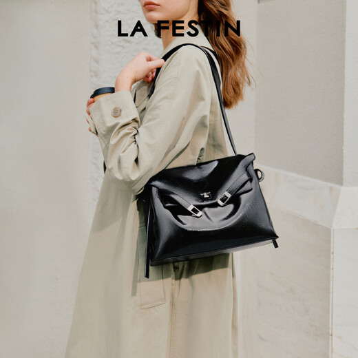 LAFESTINE [chinesisches Valentinstagsgeschenk] Umarmung Bag Women 2025 Neue Kapazitätsanbieter -Postanbag -Pendlerin Kelly Bag Mousse Black [chinesisches Valentinstag Geschenkbox Set]