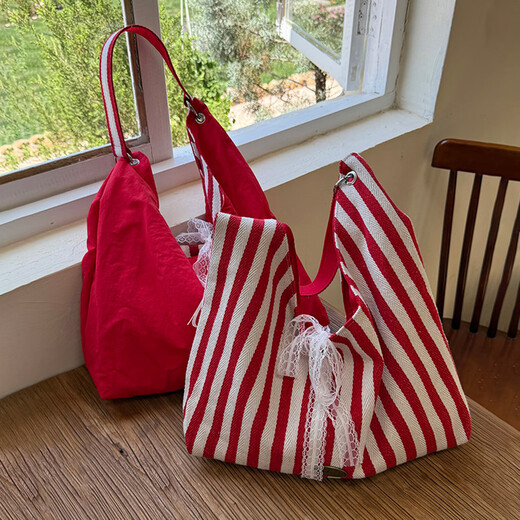 卡汐沐 条纹帆布包包女通勤斜挎包女韩国字母印花双面单肩包学生上课包 双面帆布包【红色条纹】