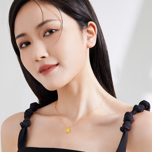 Saturday Fortune Sparkling Sugar Cube Gold Necklace Pendant Birthday Gift Price A0613172 Approximately 4.15g 40+5cm