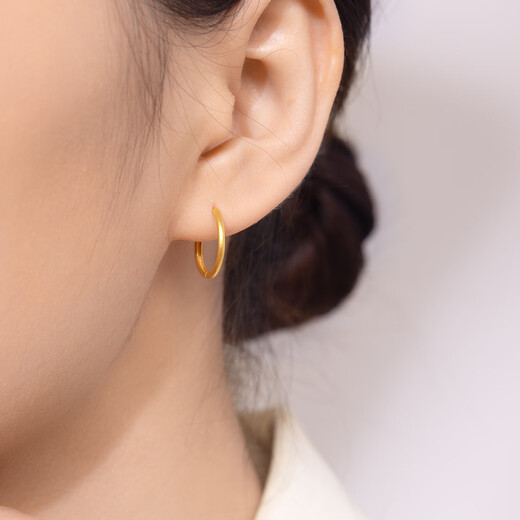 Century Yuan Perfect Gold Ring 18K Gold Earrings as Birthday Gift for My Girlfriend Large Gold Weight 1.11-1.13g