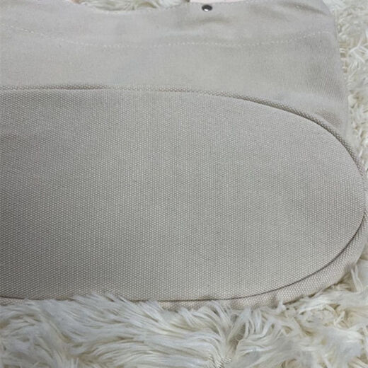 Fantasy commuter lunch box bag for women working bucket bag ins student tutoring portable canvas bag temperament hand-carrying ladies bag square style beige (magnetic buckle at the bag mouth + inner zipper patch pocket)