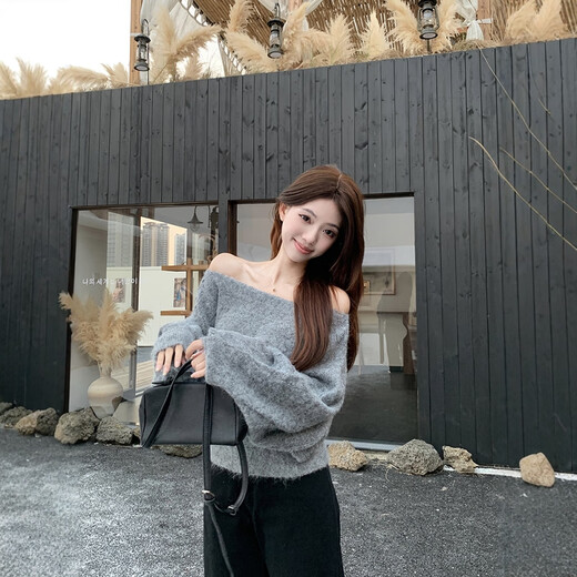 Su Yuwei French high-end white one-shoulder off-shoulder sweater for women in autumn and winter lazy style bat-sleeve sweater inner top, milky white Follow the store - free shipping insurance S (80-95Jin Jin is equal to 0.5kg)