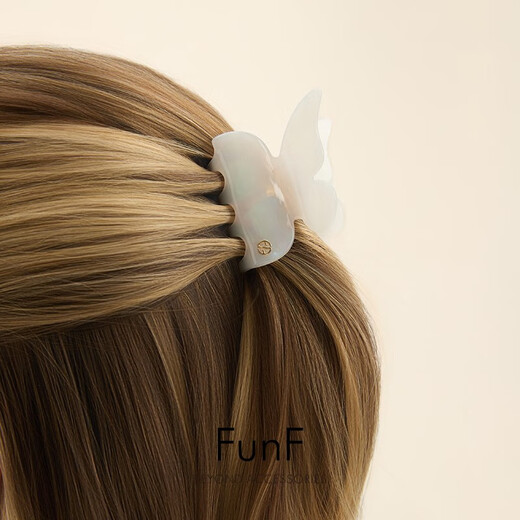 Yingtang FunF/Lefenqi star's same light luxury style bow acetic acid gripper hairpins dance of butterfly shadow aurora pink