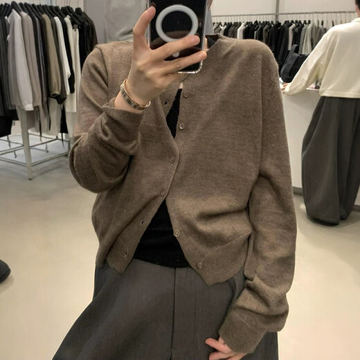 Su Yuwei Maillard coffee color small fragrance style short knitted cardigan for women autumn and winter high-end waist slimming sweater inner top coffee color Follow the store - free shipping insurance S (80-95Jin Jin is equal to 0.5 kg)
