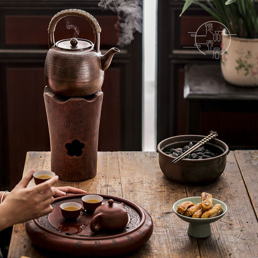 Tea boiling in the stove, firewood, lifting beam, boiling tea, pure handmade large capacity ceramic simple household water-burning coarse ceramic pot, charcoal stove, more than 1L, cypress wood fired model: 15839 No. 1380ml