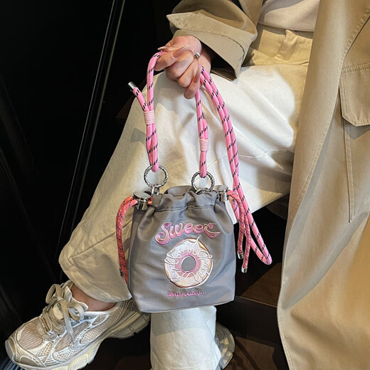 Tan Beiman Handy Tasche Crossbody Bag 2025 Neue japanische INS gestickte Pendelbeutel Mode Mini -Umhängetasche Leinwand Tasche Mini Pendel -Telefontasche [Grau]