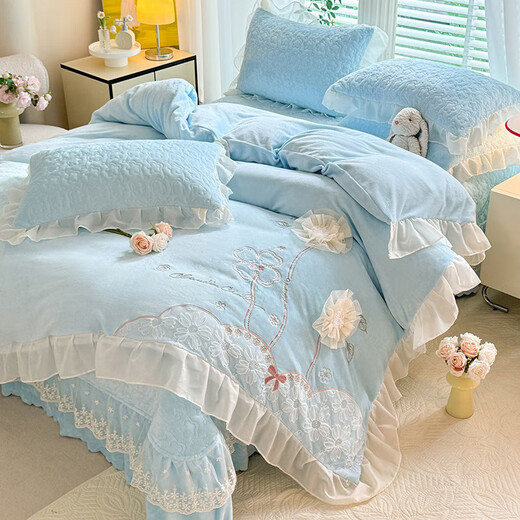 Montmartre princess style winter new style about 11Jin Jin equals 0.5kg heavy milk velvet bed cover four-piece set thickened double-sided velvet bed cover three-piece set Dream Garden--Baby Blue 1.5m bed cover four-piece quilt cover 200*230