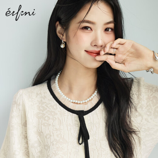 
Eifli (eifini) Eifli exquisite lace-up round neck contrasting bow mulberry silk jacquard sweater knitted sweater 2025 autumn new style beige M