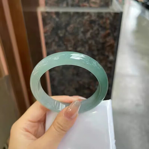 Jade bracelet, ice jade bracelet, oil green ice waxy female jade bracelet, peace bracelet for mother, gift for wife, oil green bracelet, exquisite gift box, 60-61mm+ high-end gift box