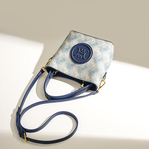 
JACOPONNUS Jacobang Bucket Bag Women's Crossbody 2025 New High-end Light Luxury Niche Old Flower Commuter Handmade Vegetable Basket Bag Carriage Royal Blue Ordinary Packaging