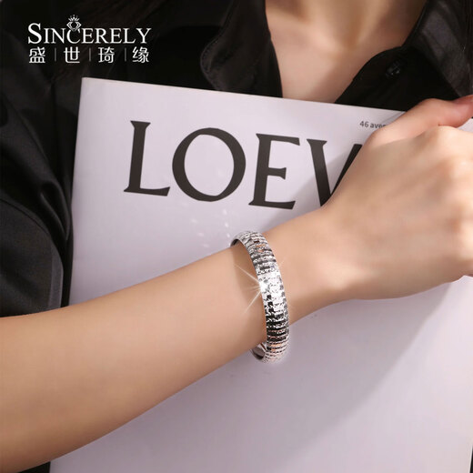 Shengshi Qiyuan platinum bracelet for women pt950 platinum bracelet platinum new semi-solid sparkling bracelet concubine bracelet inner diameter 52mm weight 24-25 grams face width about 8mm