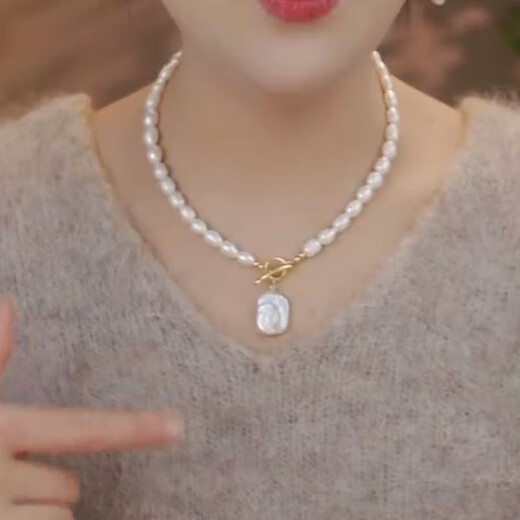 KZD Old Phoenix 999 Baroque Pendant Pearl Silver OT Buckle Necklace Women's Light Luxury Niche 2024 New Fashion Women Baroque Pearl Gold OT Buckle Necklace