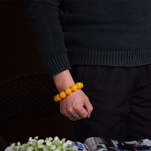 Shimei natural Russian beeswax bracelet for men, white flower beeswax bracelet for women, amber chicken fat yellow (with national inspection certificate) Russian white flower beads diameter 12 mm (16 pieces)