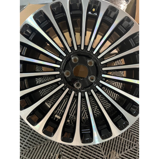 Huawei Asks the World M9 Xinghui 21-inch original new car disassembled wheel hub original genuine wheel hub adapted to M8/M9