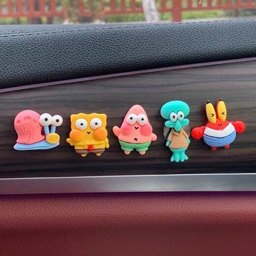 Yusenyi Internet celebrity Bubble Girl car electric car rearview mirror decoration modified ornaments display center console SpongeBob pouting series ornaments gift