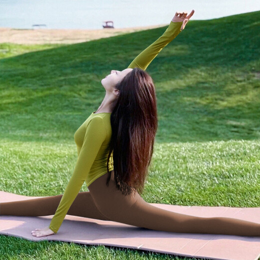 Shuangxiu yoga clothing top for women 2025 new high-end and beautiful Pilates training clothing dopamine fitness suit autumn and winter olive green top S 85-100