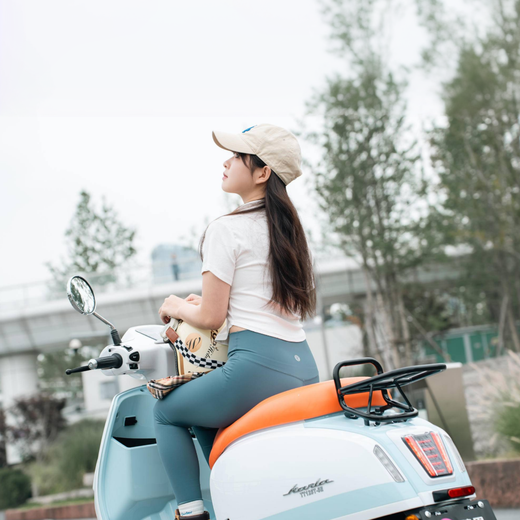 Breaking the Boundary Kara 2025 125 Pedal Fuel Motorcycle New Retro Transportation Free Purchase Tax Blue and White