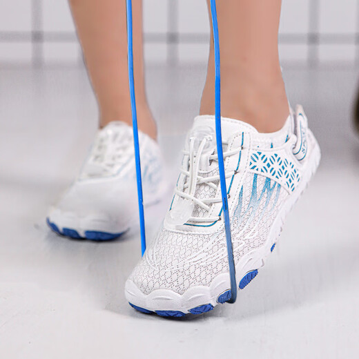 KMKA children's skipping rope indoor shock-absorbing adult fitness shoes soft sole lightweight men's and women's comprehensive physical training sports shoes white 29
