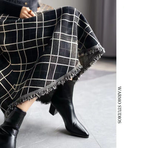 Pierre Cardin tassel raw edge autumn and winter thickened retro plaid skirt A-line high waist slimming large hem mid-length casual skirt coffee color L recommended 110-120Jin Jin equals 0.5 kg