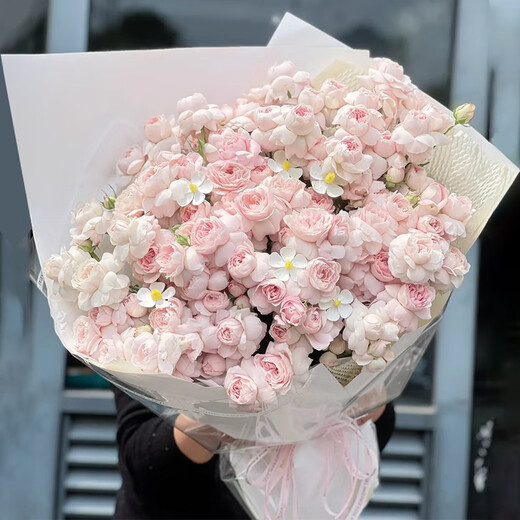 Come and have a Valentine's Day flower delivery. Fairy's Kiss rose bouquet as a gift for your girlfriend to express love to your wife, your best friend's birthday gift. Fairy's Kiss rose large bouquet.