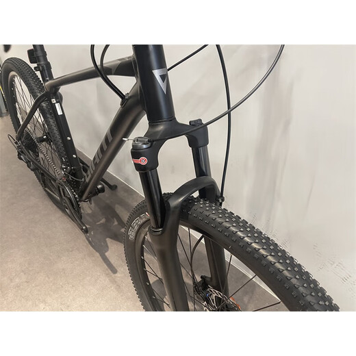 Гигантский ATX830 Shock Поглощающий горное велосипед 27,5 29-дюймовые фитнес-ученики.