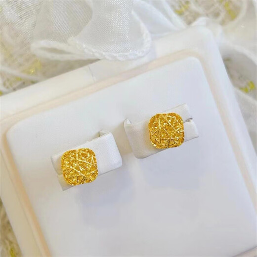 Laohuangxiang 24K gold sparkling brushed sugar cube earrings for women niche design simple gold hollow earrings Laofengxiang sparkling small sugar cube earrings
