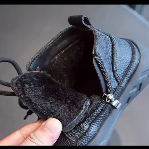 Shepherd cow (MUTONGNIU) first-layer cowhide children's leather shoes with velvet for winter, boys' black leather shoes, girls' Martin boots, soft-soled large cotton shoes, black thin velvet second cotton 34, inner length about 21.5cm