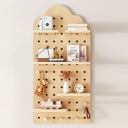The middle shopkeeper displays the hole board at the door of the entrance hall. The wall shelf is solid wood display rack. The panda storage hole board is customized. Cream white clouds + hidden mirror 110x220cm solid wood ecological board.