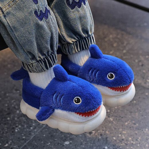 Winter children's cotton shoes, boy's shark bag heel, warm and furry, cute girl's home baby anti-slip cotton slippers, upgraded version of environmentally friendly material blue (heel bag), size 12 34/35 (shoe inner length 20CM, suitable for feet 19