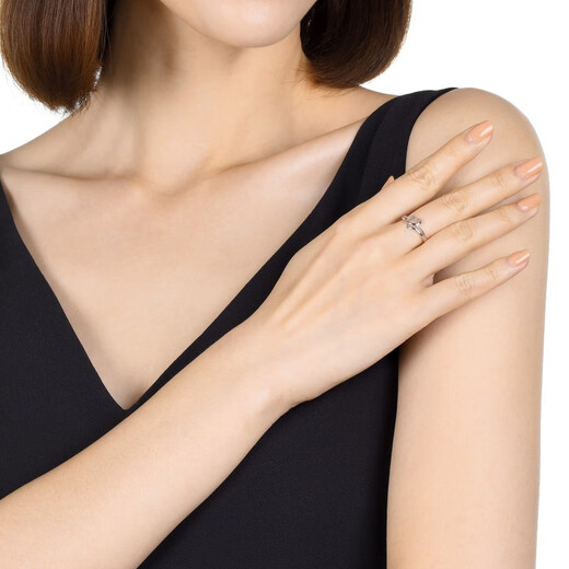 Chow Sang Sang Pt950 platinum ring platinum heart-shaped ring for women 54962R priced 13 circles - 2.02 grams (including labor cost 300 yuan)