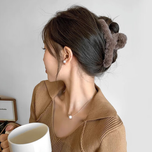 Furry grabber large hair volume multi-head accessories autumn and winter new back of the head hairpin hair catch shark clip hair accessories for women plush grabber 3-piece set