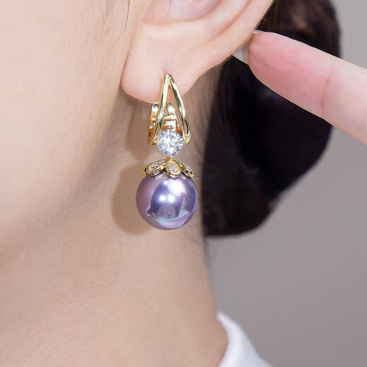 Copper alloy imitation pearl earrings, elegant purple pearl earrings, autumn and winter new style, light luxury, simple and exquisite earrings, 1 pair of classic white pearl earrings, light luxury quality