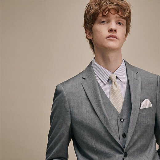 Guillaume de Mons Australian wool suit complete set of men's business professional attire groom wedding dress casual formal men's suit gray top + trousers + vest 46 Please note the trousers size