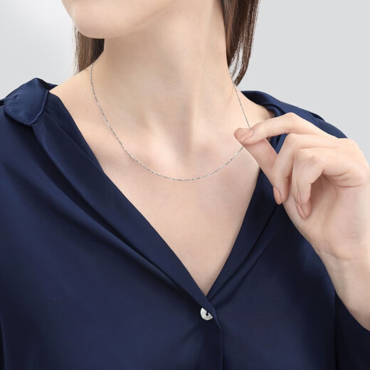 Chow Sang Sang Pt950 platinum car flower versatile platinum necklace platinum chain 33945N price 45 cm - 5.61 g (including labor cost 480 yuan)