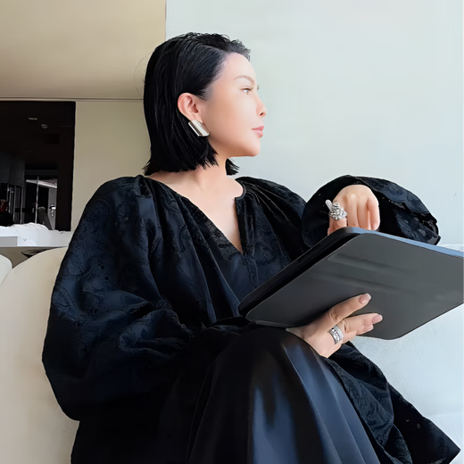 SIQIYOUNG Camellia - Hollow three-dimensional embroidery top, embroidered fabric super petal shirt, moonlight white M