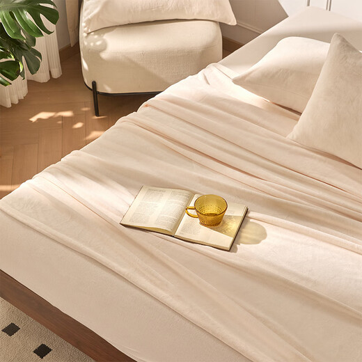 Xinneng Mercury Home Textiles produces winter thickened and velvet milk velvet sheet single piece, winter naked baby sleeping coral velvet sheet, milk white 245 245cm single sheet + pillowcase pair