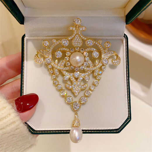 SNQP elegant retro French light luxury palace freshwater pearl tassel brooch brooch brooch freshwater pearl tassel brooch
