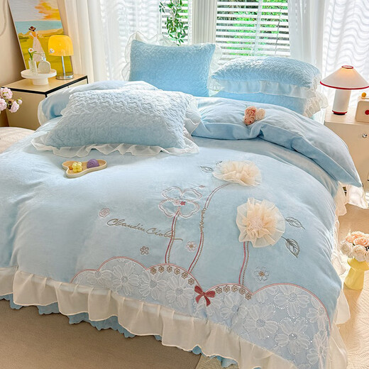 Montmartre princess style winter new style about 11Jin Jin equals 0.5kg heavy milk velvet bed cover four-piece set thickened double-sided velvet bed cover three-piece set Dream Garden--Baby Blue 1.5m bed cover four-piece quilt cover 200*230