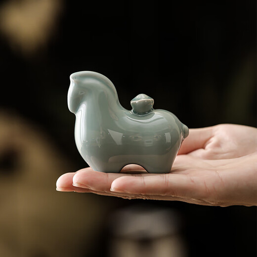 Naturally gifted twelve zodiac tea pets, simple tea toys, Ge kiln opening slices, customized gifts, instant riches, tea ceremony ceramic ornaments and accessories, celadon instant rich tea pets