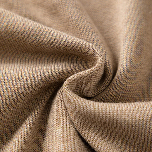 Late white new product 2025 winter fashion simple casual sweater temperament fake two-piece V-neck wool sweater for women coffee color M