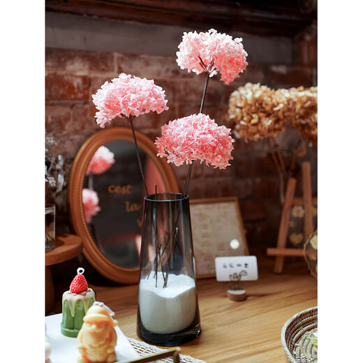 Hydrangea dried flower bouquet real flower dried flower real flower immortal flower dried flower with vase dried flower set combination decoration 25cm thickened ash bottle 5 light purple hydrangea