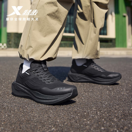 Xtep Backing Running Shoes Sports Shoes Men's Shoes Autumn and Winter New Waterproof Lightweight Shock Absorbing Rebound Anti-Slip Running Shoes Black
