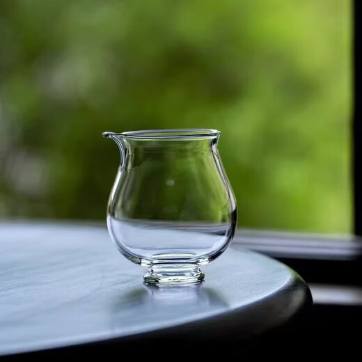 New personalized Chinese-style high-footed glass fair cup, heat-resistant small male cup, small capacity even cup, super Q boy cup, small exquisite fair cup 150ml