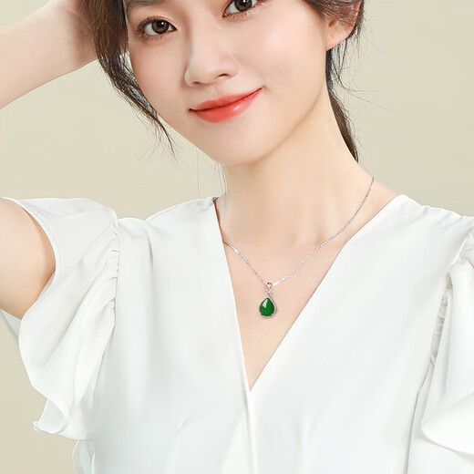 Qike silver necklace for girls, light luxury and simple style, jade pendant, clavicle chain, practical birthday gift for girlfriend, wife, mother