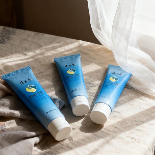 Longliqi snake oil hand cream hand mask hydrating, moisturizing, anti-drying, rejuvenating, non-greasy, refreshing for men and women 70g hand cream 70g*10 pieces