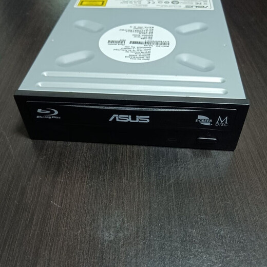 ASUS BW-16D1HT16-speed Blu-ray burner desktop built-in SATA interface 3D4K HD ASUS BW-16D1HT16-speed Blu-ray burner desktop built-in SA