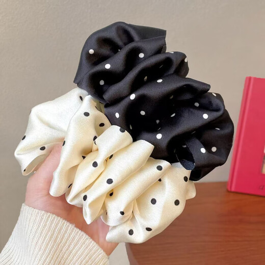 Satin pleated polka-dot banana clip hairpin for women, Korean style duckbill hairpin, temperament, floral horizontal clip on the back of the head, polka-dot banana clip for off-white hair