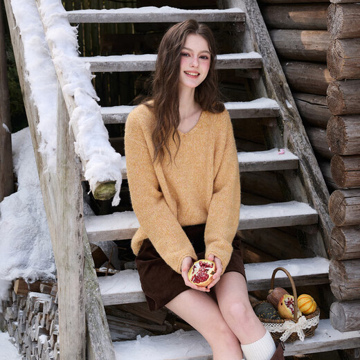 Sancai 2025 winter new casual simple V-neck sweater dropped shoulder sleeves loose pullover sweater top M