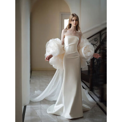French tube top wedding dress 2025 new heavy industry sense flower tail main yarn bride going out wedding dress S S