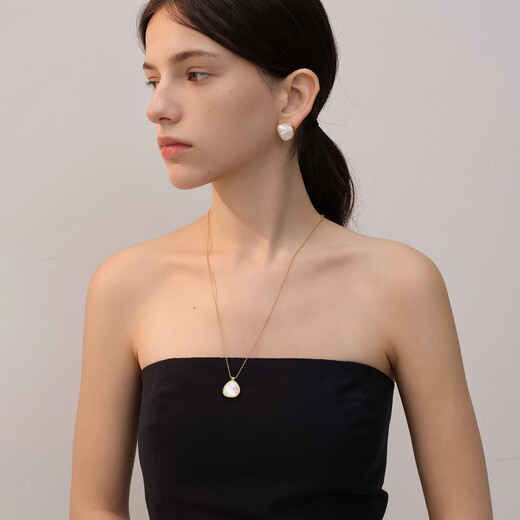 Arsis Liuguang Beiyu Pendant Necklace White Fritillaria Necklace Women's High-end Versatile Temperament Golden Clavicle Chain as a Gift for Your Girlfriend Liuguang Beiyu Necklace (Gold)